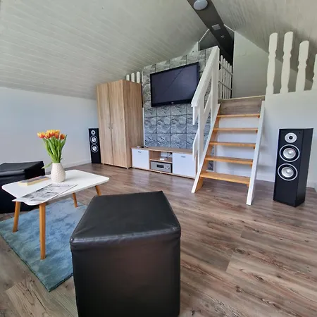 Nad Skolou Čierny Blh